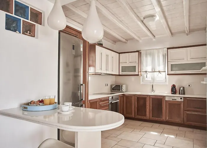 Villa Paradisia Túrlosz