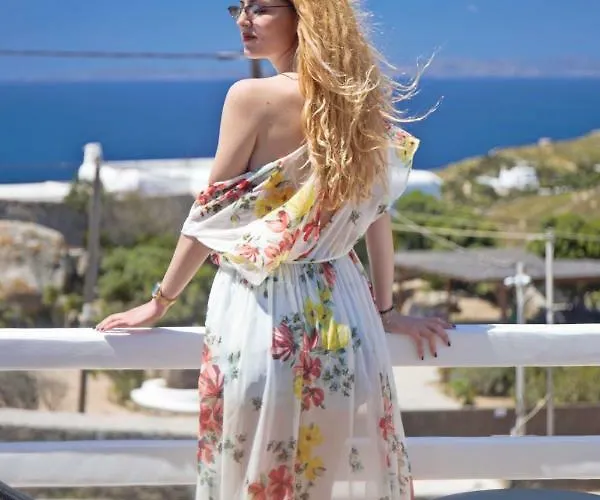 Paradisia Villa Túrlosz