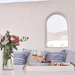 Villa Paradisia *