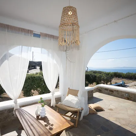 Villa Paradisia *